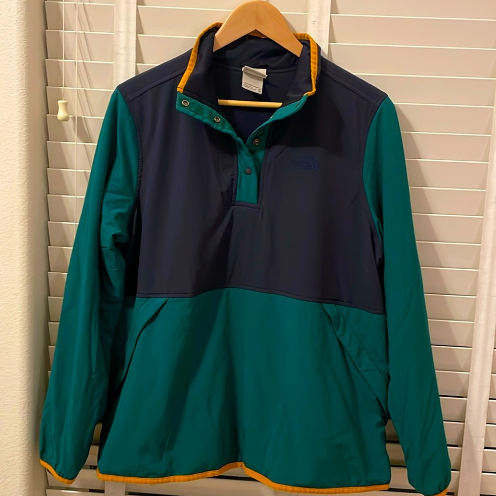 North Face Mtn sweatshirt, quarter snap pullover XL